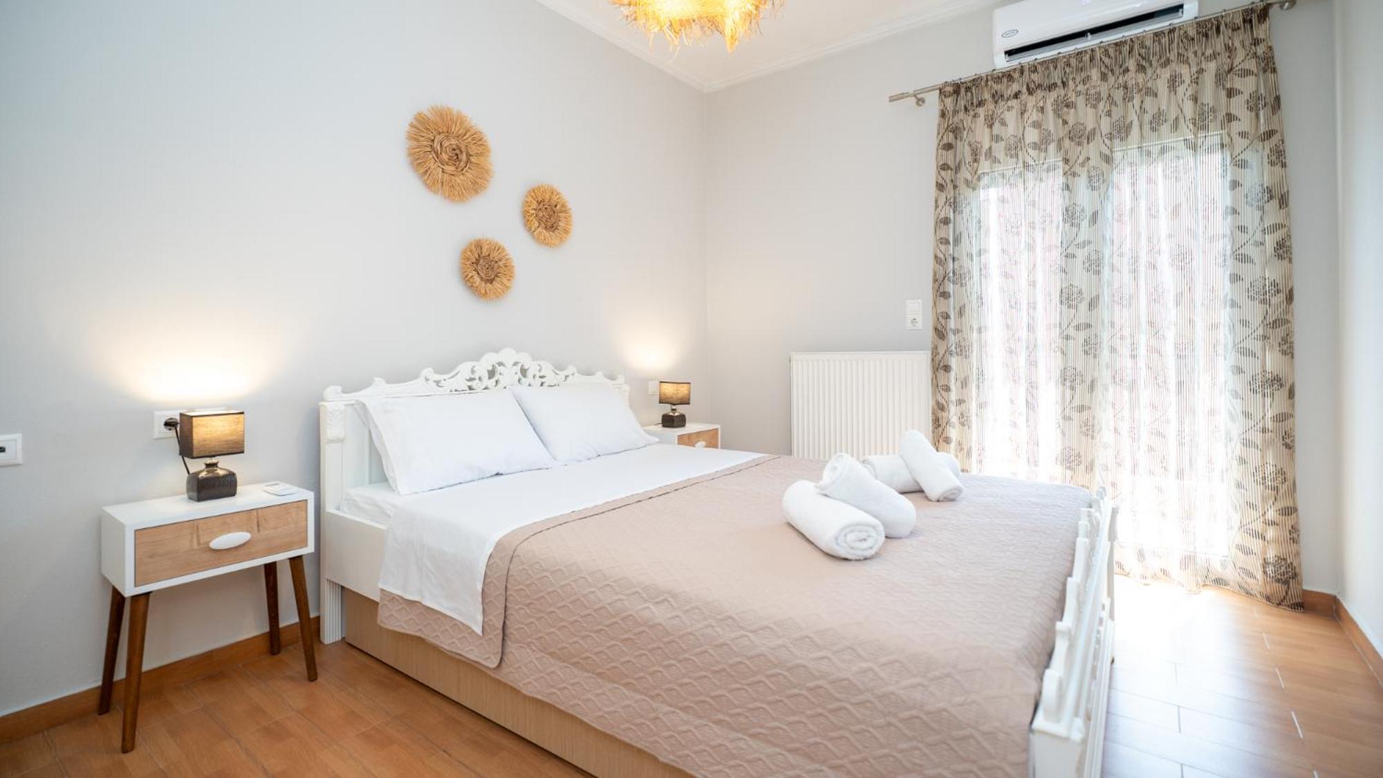 I & G Family Apartment كالامباكا المظهر الخارجي الصورة